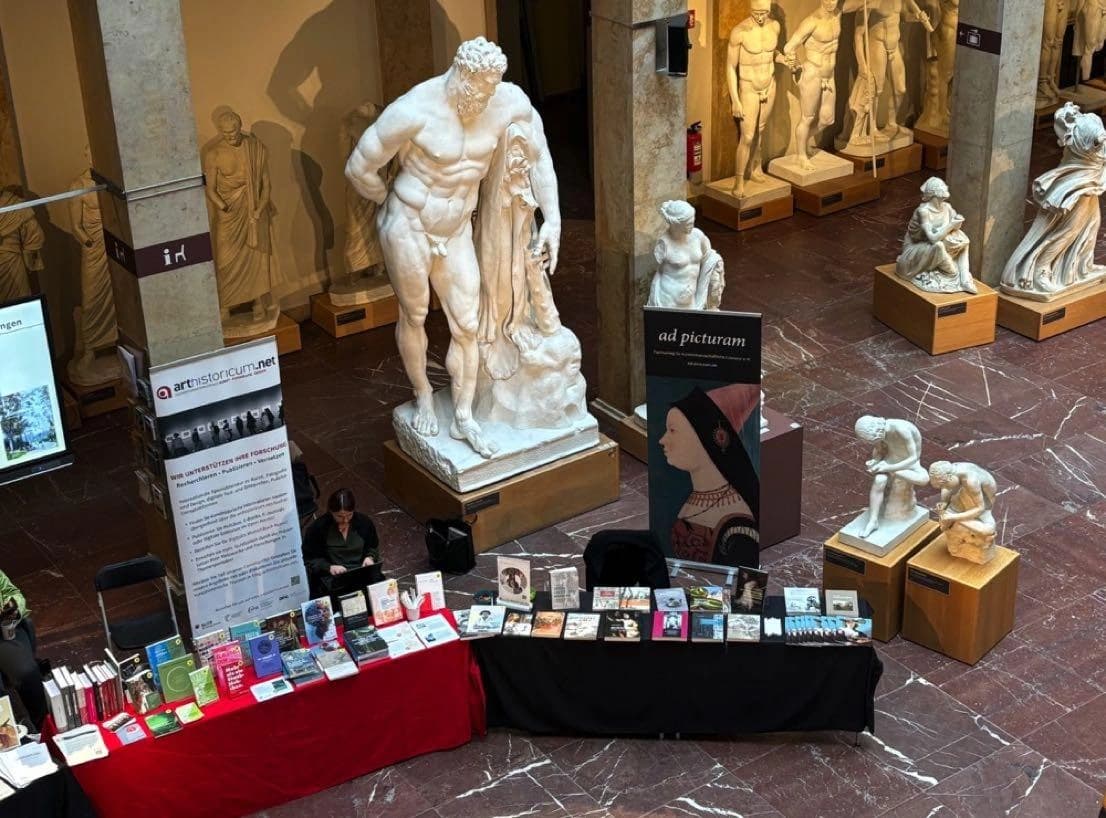 Messestand von ad picturam beim IX. Forum Kunstgeschichte Italiens in München